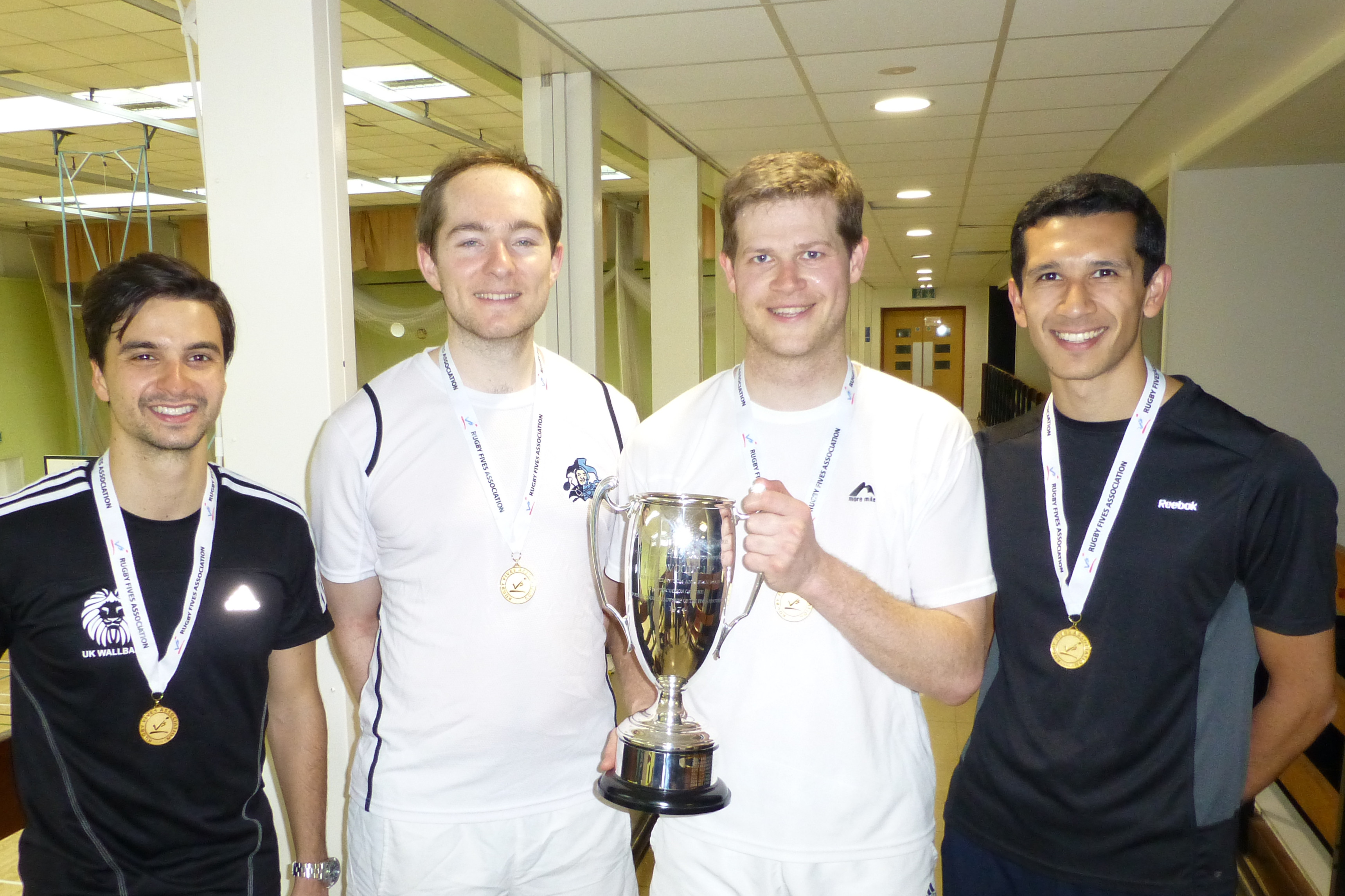 The winning Old Paulines